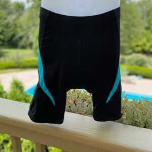 NWOT Beroy - Lady black/teal  biking/cycling shorts,  moisture wick/breathable M